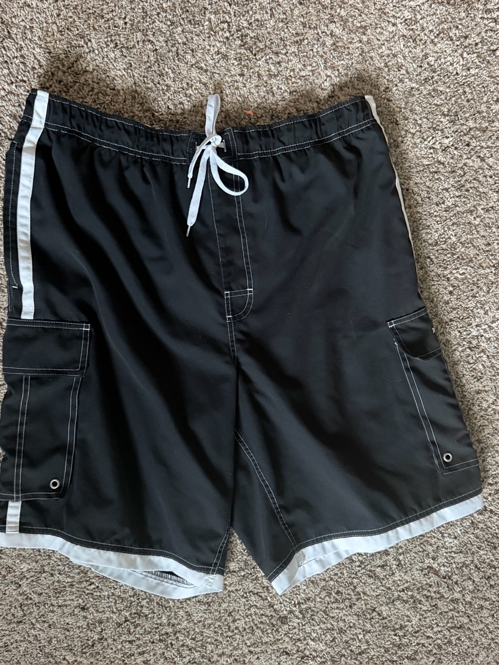 Black Men's Swim Trunks with White Trim XXL Beverly Hills Polo Club